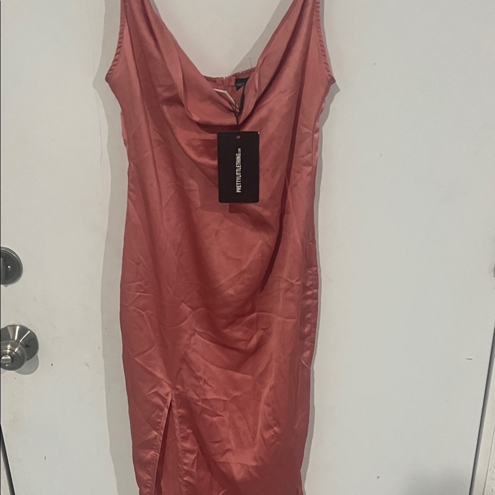 PrettyLittleThing Women's Coral Midi Dress